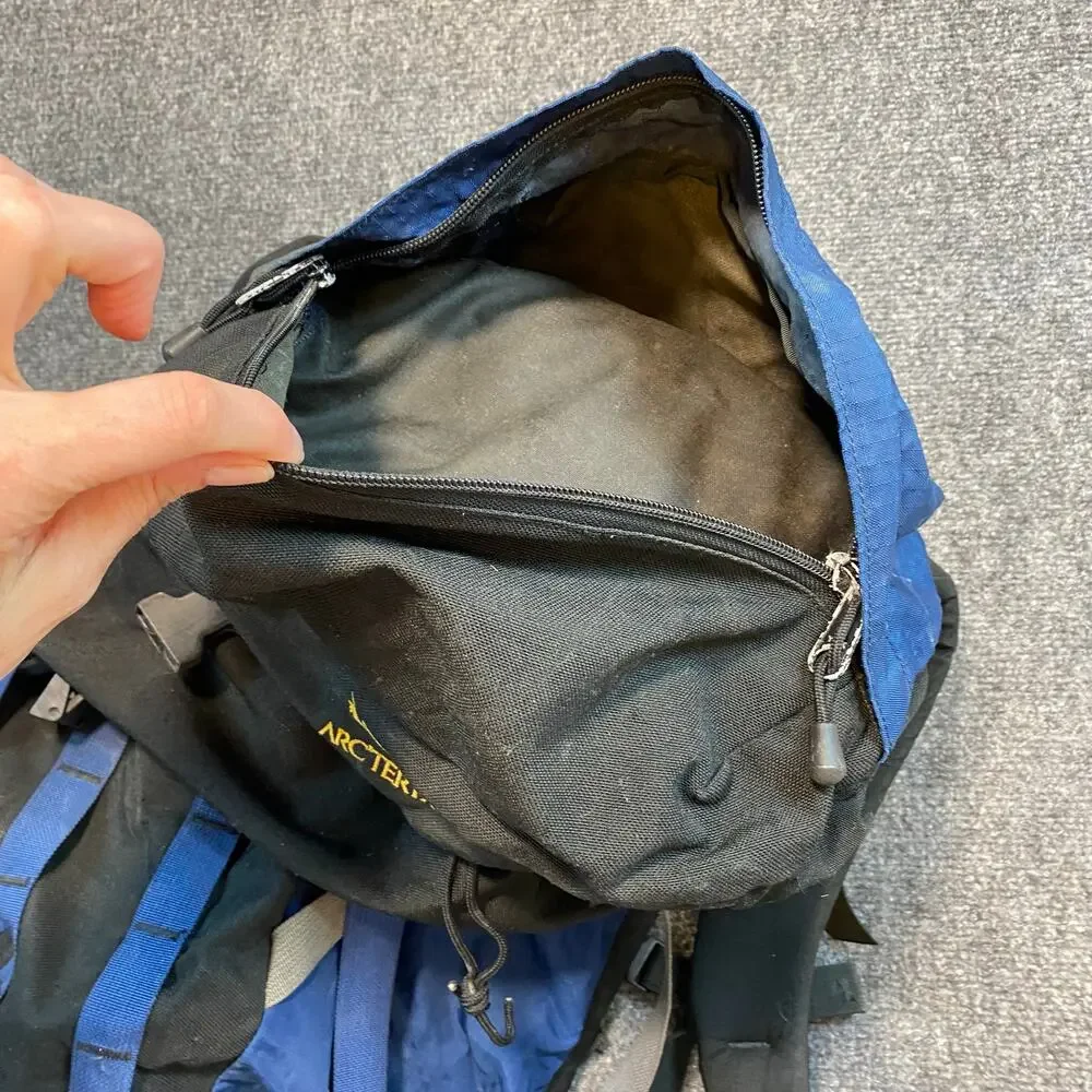 Vintage Arcteryx Bora 40 Liter Black Blue Hiking Technical Backpack Durable